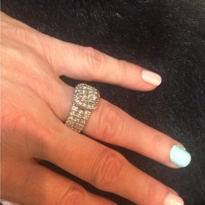 The Bride who wants NATURAL Not Lab Grown: 2.4 Ct. 18K Wt Gold Diamond Wedg set